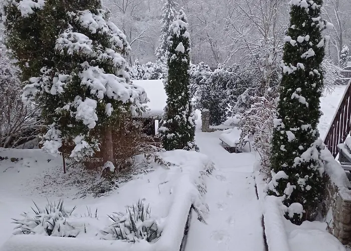 Skitour فندق مبيت وإفطار Stará Lesná